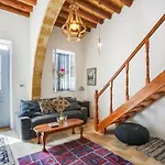 Апартаменты To Hani - Kamara Maisonette *